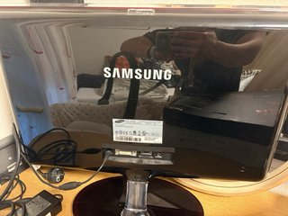 Pantalla Samsung SyncMaster P2270