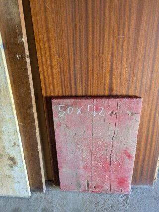 Puertas y Maderas