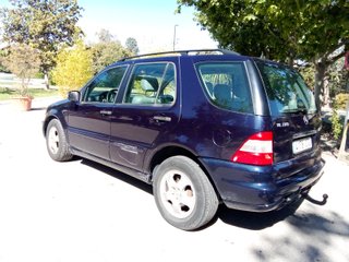 Mercedes-Benz Clase M 2004