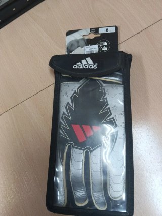 Guantes Adidas Negro y Plateado