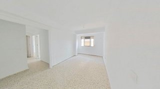 Piso en venta en Parque Victoria Eugenia en Málaga