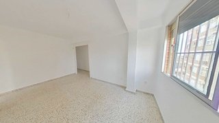 Piso en venta en Parque Victoria Eugenia en Málaga