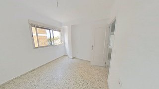 Piso en venta en Parque Victoria Eugenia en Málaga