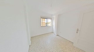 Piso en venta en Parque Victoria Eugenia en Málaga