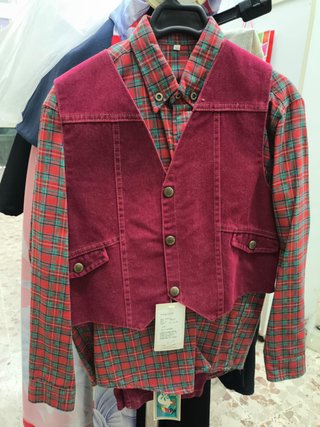 Ropa vintage LOTE COMPLETO - NO HAGO DESCUENTO