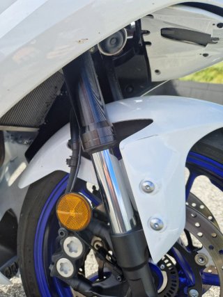 Yamaha R7
