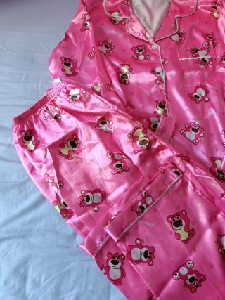 Pijama rosa con estampado de ositos