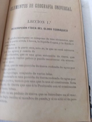 Libro antiguo tapa dura