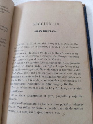Libro antiguo tapa dura
