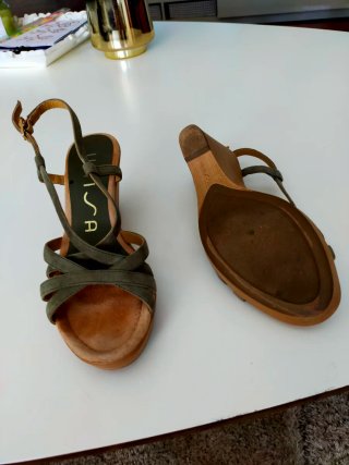 Sandalias Unisa ante verde talla 36