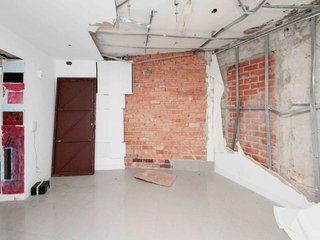 Local comercial en venta en Sant Ildefons en Cornellà de Llobregat