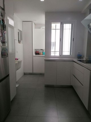 Piso en alquiler en Cruz Roja en Sevilla