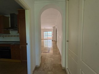 Piso en venta en Los Naranjos - Las Brisas en Marbella