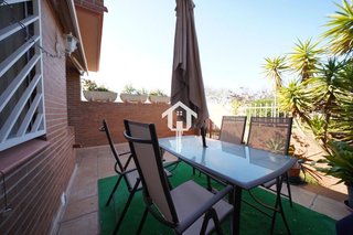 Casa adosada en venta en Divina Pastora en Alicante