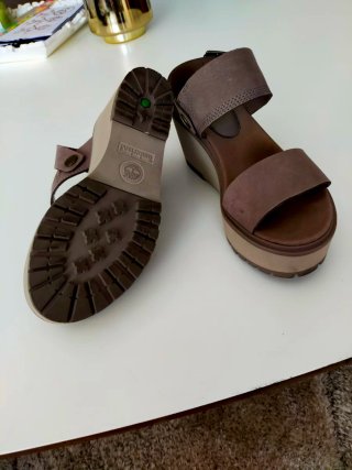 Sandalias cuña napa topo Talla 36