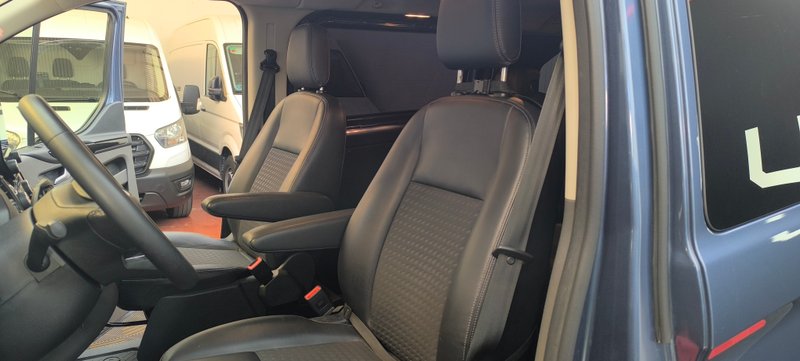 Ford Transit Custom 2023, foto 8