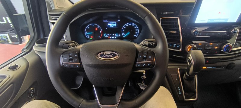 Ford Transit Custom 2023, foto 11