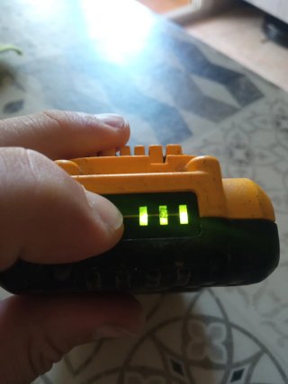 Batería Dewalt 18V 3.0Ah