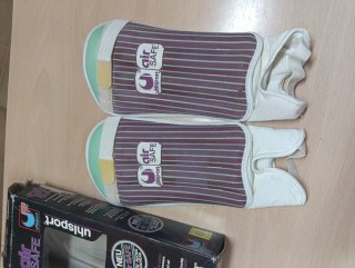 Espinilleras Uhlsport Air Safe