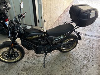 Ducati Scrambler Full Throttle Negra