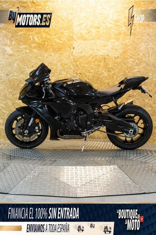 YAMAHA YZF R1 **REESTRENO**PELACRASH**AKRAPOVIC**