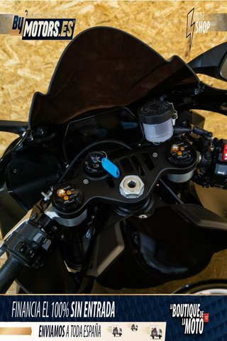 YAMAHA YZF R1 **REESTRENO**PELACRASH**AKRAPOVIC**