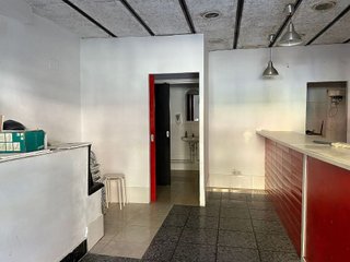 Local comercial en alquiler en Centre - Colomeres - Rambles en Gavà