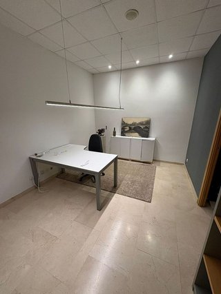 Oficina en alquiler en Centre en Girona