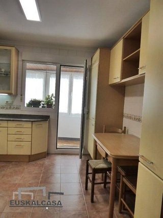 Piso en alquiler en Ametzola en Bilbao