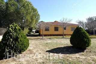 Chalet en venta en Los Felipes - Corral de Carmelo en Chiva