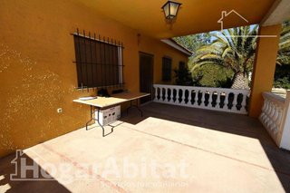 Chalet en venta en Los Felipes - Corral de Carmelo en Chiva