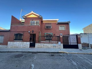 Chalet en venta en Nuevo Aranjuez en Aranjuez