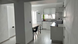 Casa adosada en venta en Ciudad Monumental en Cáceres