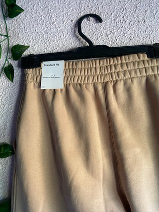 Pantalón chándal Nike NIÑO color beige