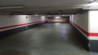 Garaje en venta en Barrio de Abando en Bilbao