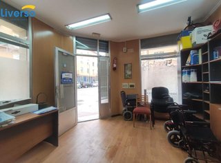 Local comercial en venta en Plaza España - Villa Pilar - Reyes Católicos - Vadillos en Burgos