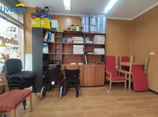 Local comercial en venta en Plaza España - Villa Pilar - Reyes Católicos - Vadillos en Burgos