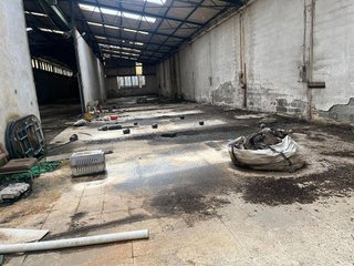 Nave industrial en venta en Renfe - Bulevar 1º y 2º Fase en Jaén