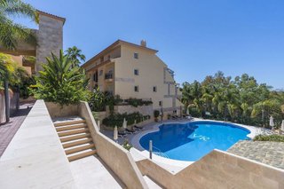Piso en venta en Nueva Andalucía centro en Marbella