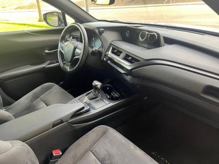 Lexus UX 2020