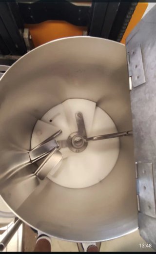 Máquina  de Hamburguesas marca GASER SUPER MAXI