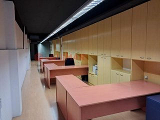 Local comercial en alquiler en El Centre en Esplugues de Llobregat
