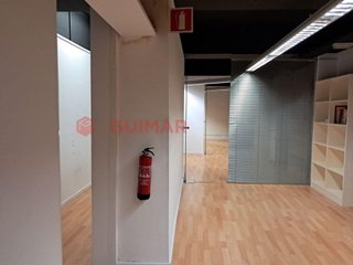 Local comercial en alquiler en El Centre en Esplugues de Llobregat