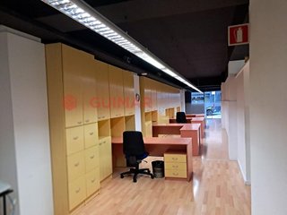 Local comercial en alquiler en El Centre en Esplugues de Llobregat
