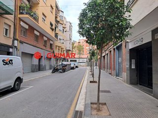Local comercial en alquiler en El Centre en Esplugues de Llobregat
