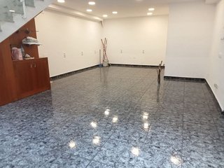 Local comercial en alquiler en Centre en Cornellà de Llobregat