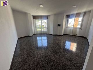 Piso en alquiler en Redondela
