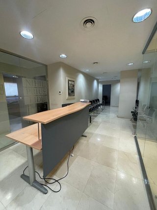 Local comercial en alquiler en Navas en Barcelona