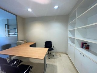 Local comercial en alquiler en Navas en Barcelona