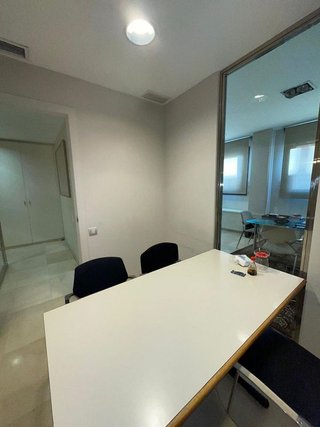 Local comercial en alquiler en Navas en Barcelona
